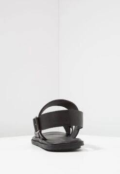 Pier One Riemensandalette - Black -Pier One Mode Verkäufe e819b7c59f5a477281c4a36bc41d12ad