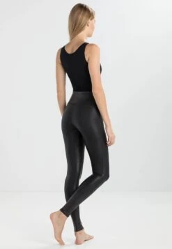 Spanx FAUX LEATHER LEGGINGS - Leggings - Strümpfe - Black 10 Spanx FAUX LEATHER LEGGINGS - Leggings - Strümpfe - Black -Pier One Mode Verkäufe e926201106ac494387eac4b1574181be