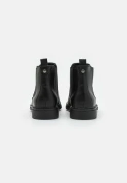 Pier One Stiefelette - Black 10 Pier One Stiefelette - Black -Pier One Mode Verkäufe ea03e01ea2934881b130258f8612183f