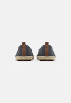 Pier One UNISEX - Espadrille - Dark Grey 10 Pier One UNISEX - Espadrille - Dark Grey -Pier One Mode Verkäufe f42f2547f3174953925ae2af649d0ca0