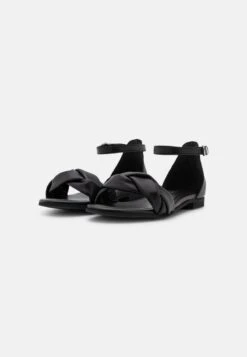 LEATHER - Riemensandalette - Black -Pier One Mode Verkäufe fcbaeb55841b49a2b7773d934e1aa288